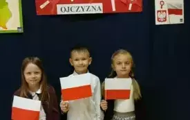 Majowe święta w przedszkolu w Chybicach 15