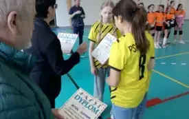Czwarte miejsce dziewcząt w p&oacute;łfinale wojew&oacute;dzkim! 6