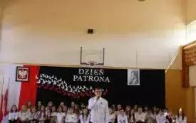 Święto Patrona w Publicznej Szkole Podstawowej im. Feliksa Szczęsnego Karnickiego w Chybicach 7