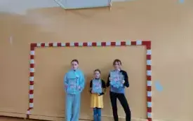 Gminne zawody w czw&oacute;rboju LA dziewcząt 4