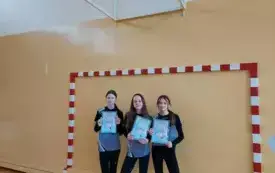 Gminne zawody w czw&oacute;rboju LA dziewcząt 7