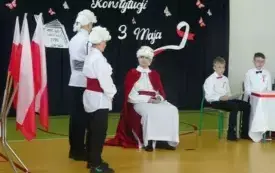Pamiętajmy, że znajomość przeszłości jest kluczem do budowania lepszej przyszłości! 45