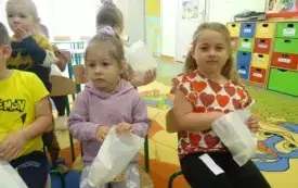 Zorganizowane kino w sali przedszkolnej - niezapomniana lekcja i świetna zabawa! 2