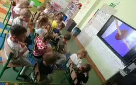 Zorganizowane kino w sali przedszkolnej - niezapomniana lekcja i świetna zabawa! 8