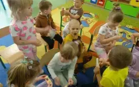 Zorganizowane kino w sali przedszkolnej - niezapomniana lekcja i świetna zabawa! 12