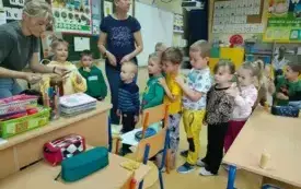 Z wizytą w świecie pszcz&oacute;ł &ndash; pasjonujące spotkanie w przedszkolu w Chybicach 4