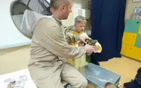 Z wizytą w świecie pszcz&oacute;ł &ndash; pasjonujące spotkanie w przedszkolu w Chybicach 9
