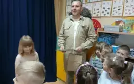 Z wizytą w świecie pszcz&oacute;ł &ndash; pasjonujące spotkanie w przedszkolu w Chybicach 21