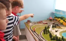 1747940282624