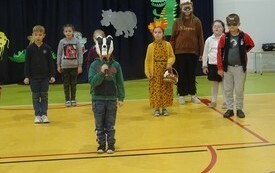 Jesienne przedstawienie w PSP w Godowie 5