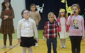 Jesienne przedstawienie w PSP w Godowie 6