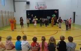 Jesienne przedstawienie w PSP w Godowie 14