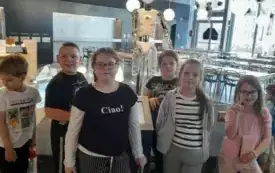 Wycieczka do Centrum Nauki Kopernik uczni&oacute;w PSP w Godowie 22