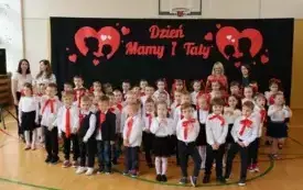 Dzień Mamy i Taty w grupach przedszkolnych w PSP w Chybicach 15