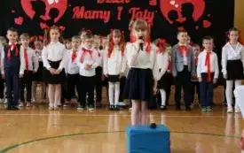 Dzień Mamy i Taty w grupach przedszkolnych w PSP w Chybicach 33
