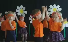 Dzień Mamy i Taty w grupach przedszkolnych w PSP w Chybicach 45