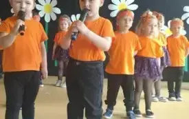 Dzień Mamy i Taty w grupach przedszkolnych w PSP w Chybicach 54