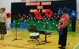 Koncert muzyczny uczni&oacute;w Państwowej Szkoły Muzycznej w PSP w Godowie 30