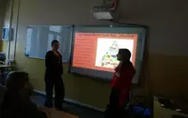 Jedzmy zdrowo i kolorowo - program edukacyjny w PSP w Godowie 25