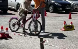Rowerowe zmagania w PSP Jadowniki 15