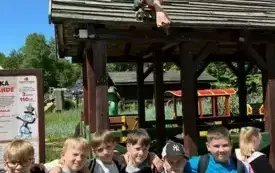 Wycieczka klas 1-3 do Farmy Iluzji - PSP Chybice 40