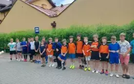 Gminne zawody w mini piłce nożnej chłopc&oacute;w klas 4 5