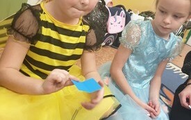 Andrzejkowe wr&oacute;żby w oddziałach przedszkolnych - PSP Łomno 28