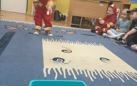 Andrzejkowe wr&oacute;żby w oddziałach przedszkolnych - PSP Łomno 31