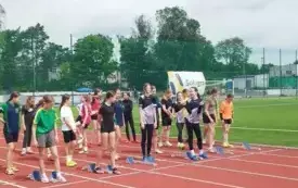 Sukcesy naszych uczni&oacute;w na Mistrzostwach Wojew&oacute;dztwa w Lekkiej Atletyce- PSP Chybice 1