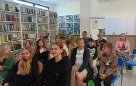 Wycieczka do Gminnej Biblioteki Publicznej w Pawłowie 10