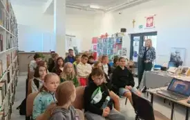 Wycieczka do Gminnej Biblioteki Publicznej w Pawłowie 25