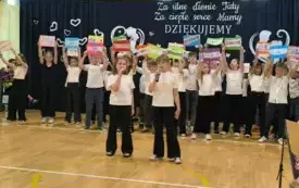 Dzień Mamy i Taty w PSP im. W. Pomianowskiej w Radkowicach 3