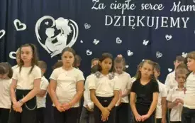Dzień Mamy i Taty w PSP im. W. Pomianowskiej w Radkowicach 7