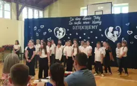 Dzień Mamy i Taty w PSP im. W. Pomianowskiej w Radkowicach 20