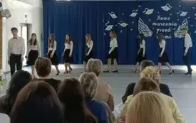Pożegnanie absolwent&oacute;w w PSP Jadowniki 16