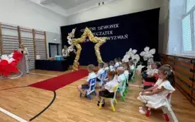 Zakończenie roku szkolnego w Oddziałach Przedszkolnych w Publicznej Szkole Podstawowej w Łomnie 24