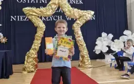 Zakończenie roku szkolnego w Oddziałach Przedszkolnych w Publicznej Szkole Podstawowej w Łomnie 40