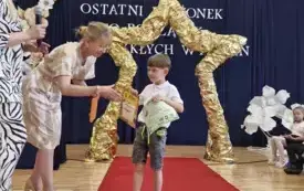 Zakończenie roku szkolnego w Oddziałach Przedszkolnych w Publicznej Szkole Podstawowej w Łomnie 43