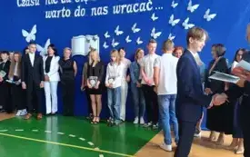 Gminne podsumowanie osiągnięć edukacyjnych uczni&oacute;w za rok szkolny 2024/2025  10