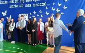 Gminne podsumowanie osiągnięć edukacyjnych uczni&oacute;w za rok szkolny 2024/2025  48