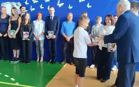 Gminne podsumowanie osiągnięć edukacyjnych uczni&oacute;w za rok szkolny 2024/2025  52