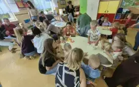 Spotkania adaptacyjne w przedszkolu w Chybicach 8