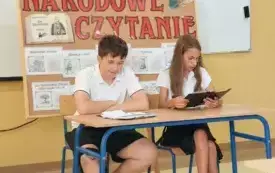 Narodowe Czytanie w Chybicach 3