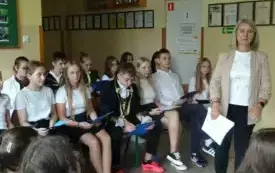 Narodowe Czytanie w PSP w Godowie - spotkanie z tw&oacute;rczością Jana Kochanowskiego 21