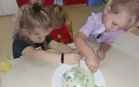 Dzień Kropki u przedszkolak&oacute;w w Chybicach 7