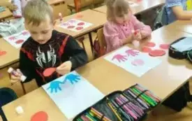 Dzień Kropki u przedszkolak&oacute;w w Chybicach 36