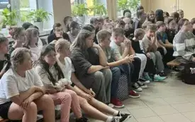 Spotkanie uczni&oacute;w PSP w Godowie z Policją - Bezpieczna droga do szkoły 6