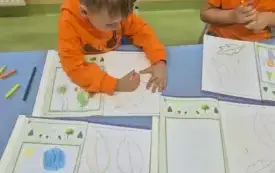 Przedszkolaki z Chybic żegnają lato, witają jesień 13