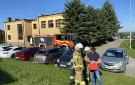 Pr&oacute;bna ewakuacja w PSP Jadowniki 10