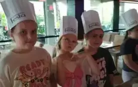 Wycieczka do &bdquo;Kombinatu Formy&rdquo; 9